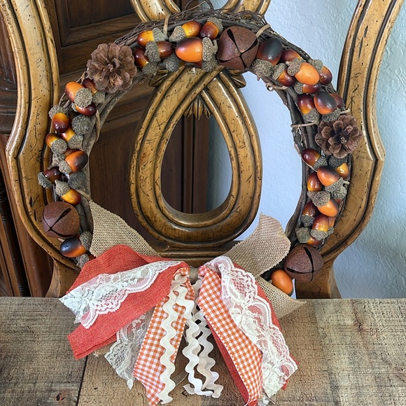 Handmade Fall Acorn Wreath ๐งก - Picture 2 of 9